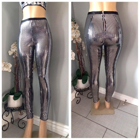 Forever 21 Metallic Sequin Knit Legging - Picture 2 of 6